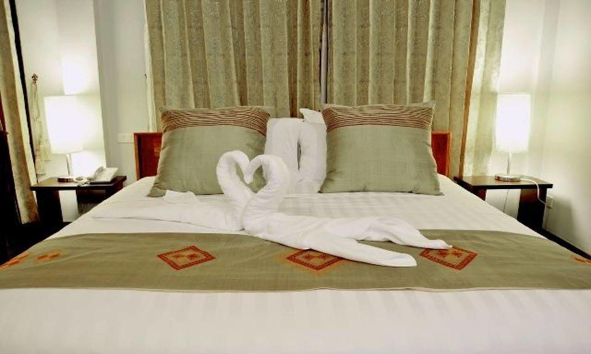 Luang Prabang Inn Екстер'єр фото